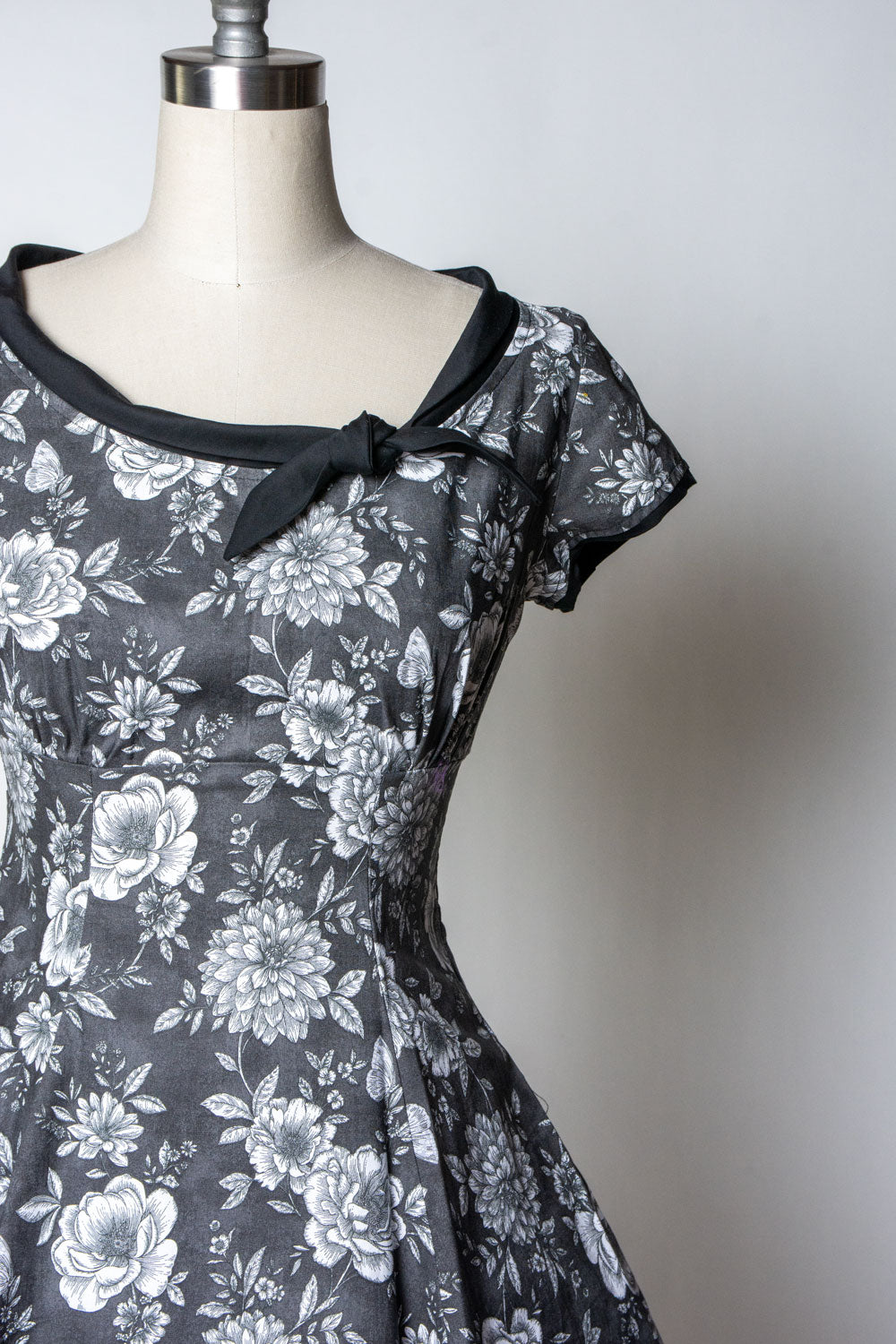 Beverly Dress- Graphite Roses
