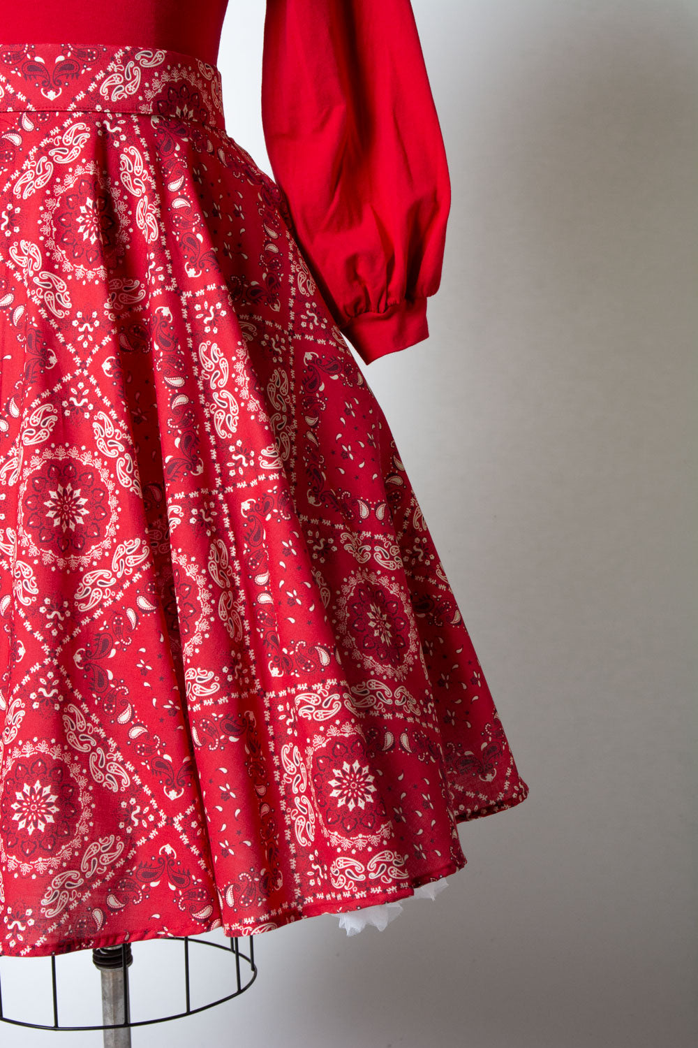 Haute Circle Skirt - Bandana, Red