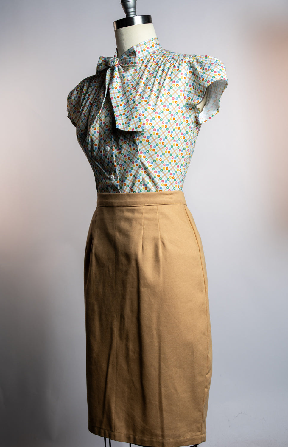 Estelle Blouse - Darling Daisy Plaid