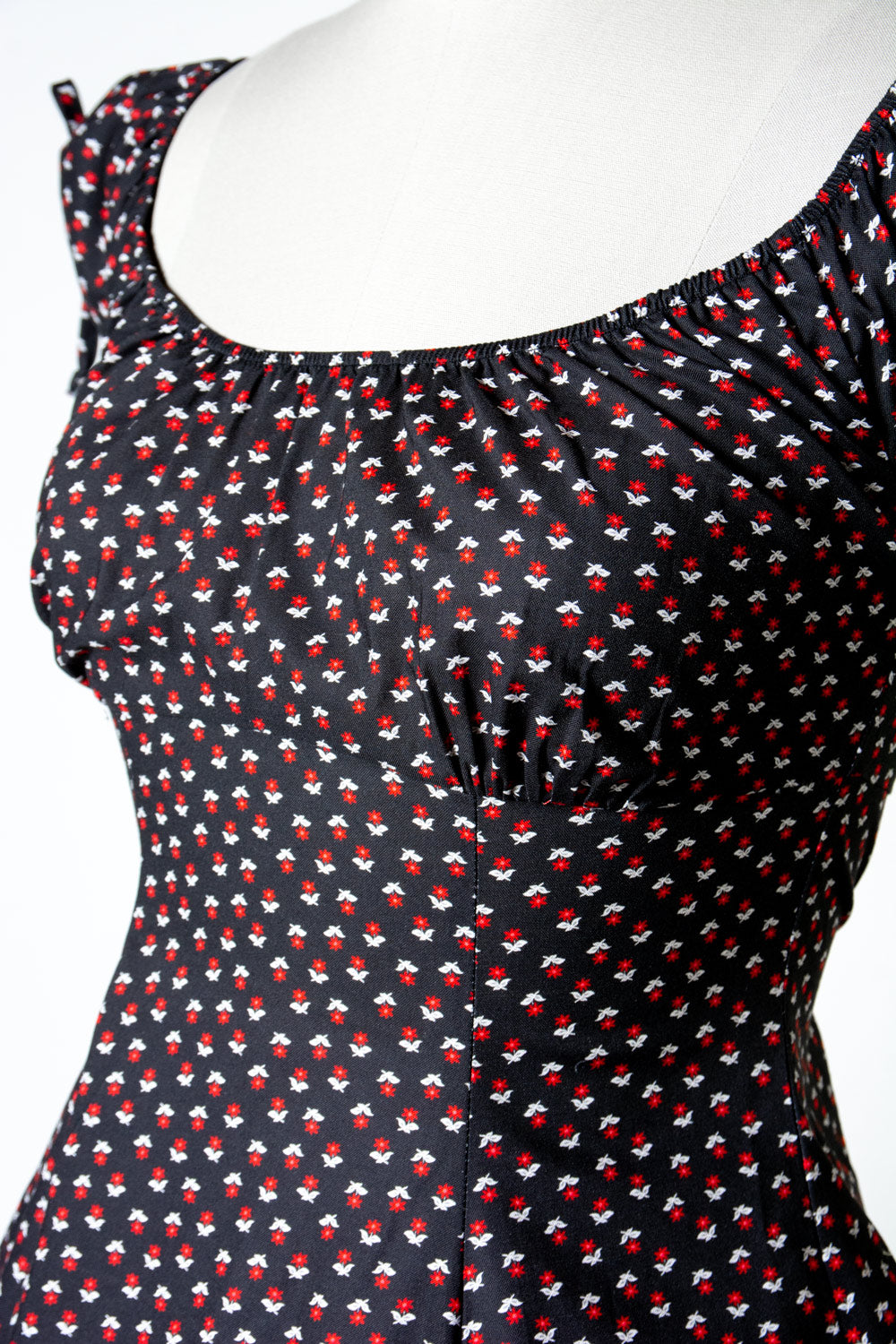 Hilda Dress - Ditsy Flower, Black