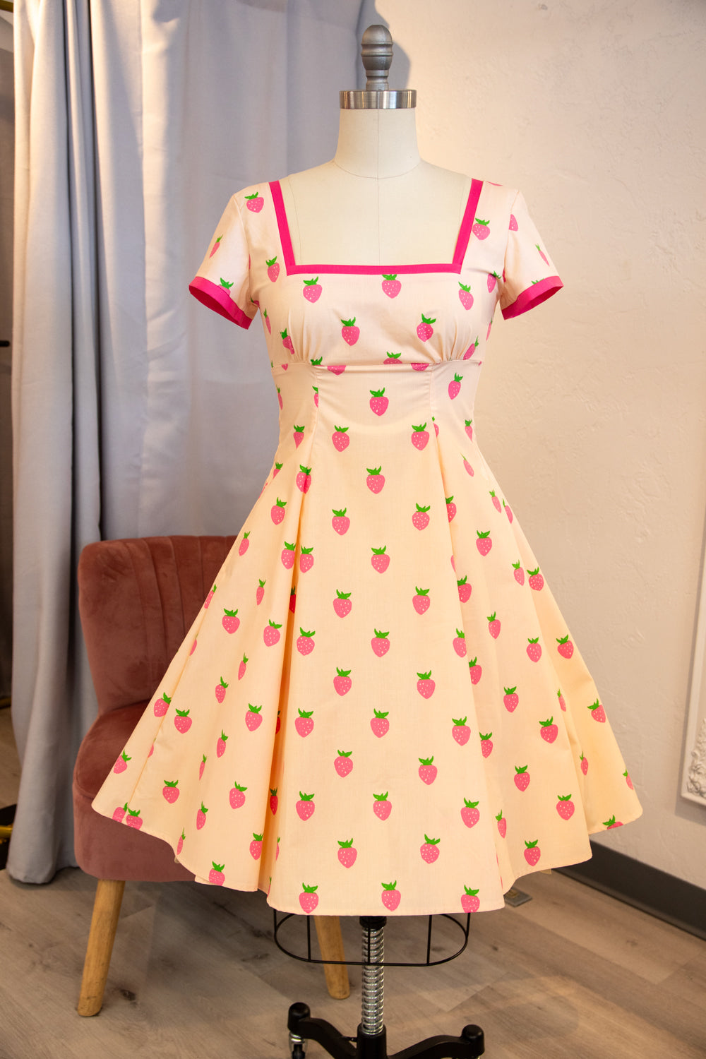 Irene Dress - Pink Strawberry