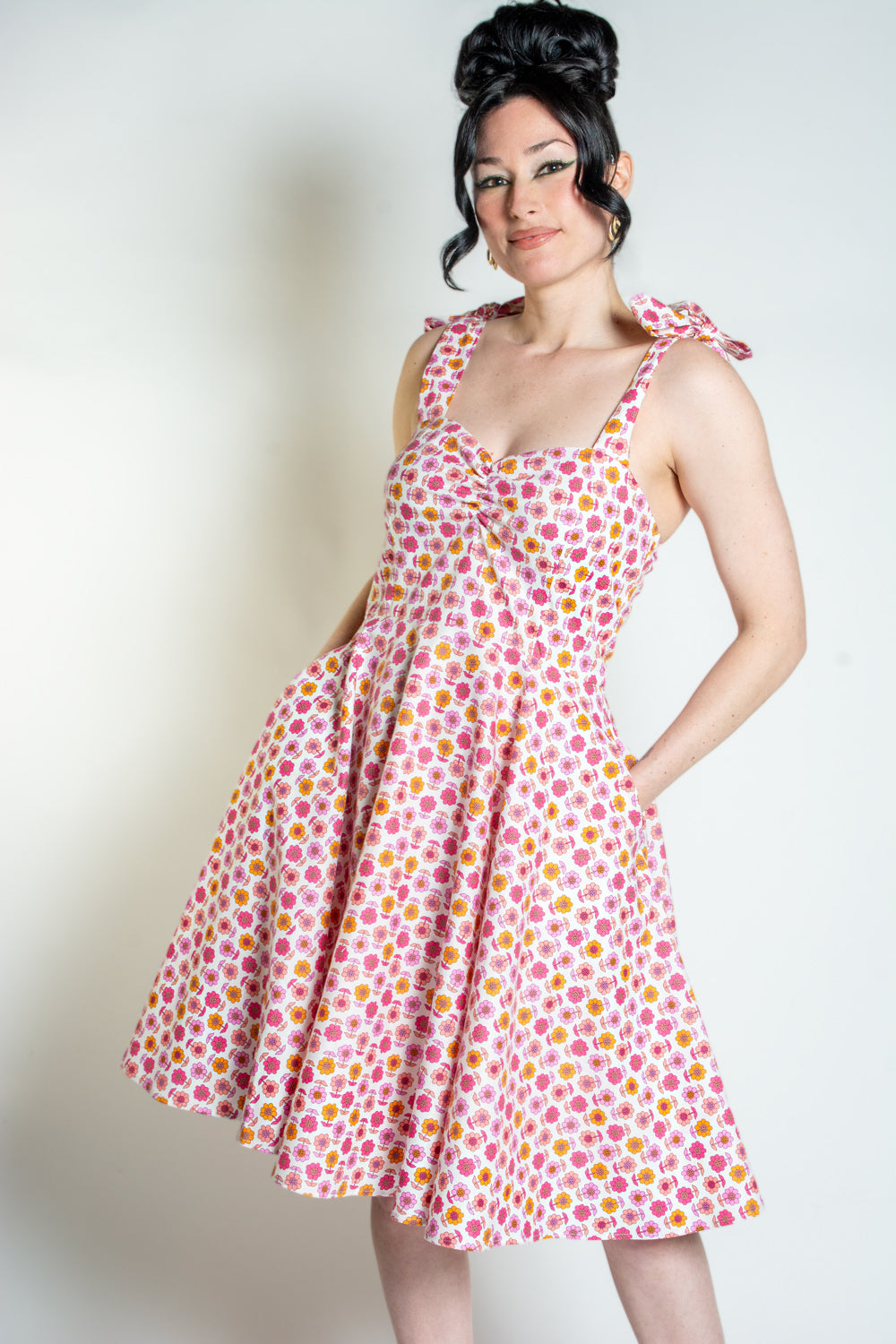 Sarah Swing Dress - Retro Daisy, Pink *sale