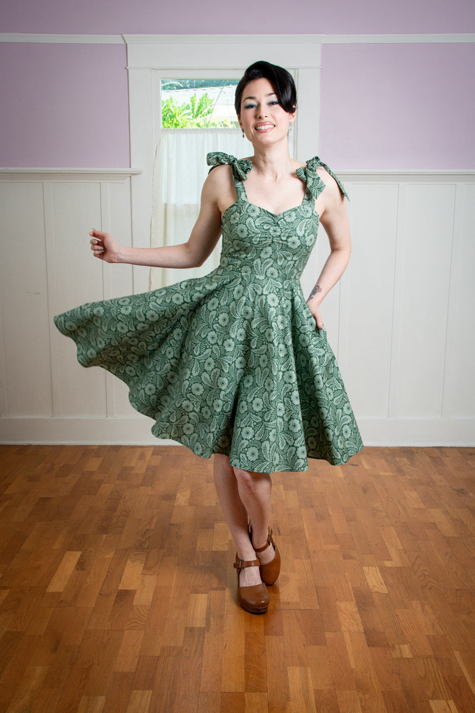 Sarah Swing Dress- Tonal Flower, Green *sale