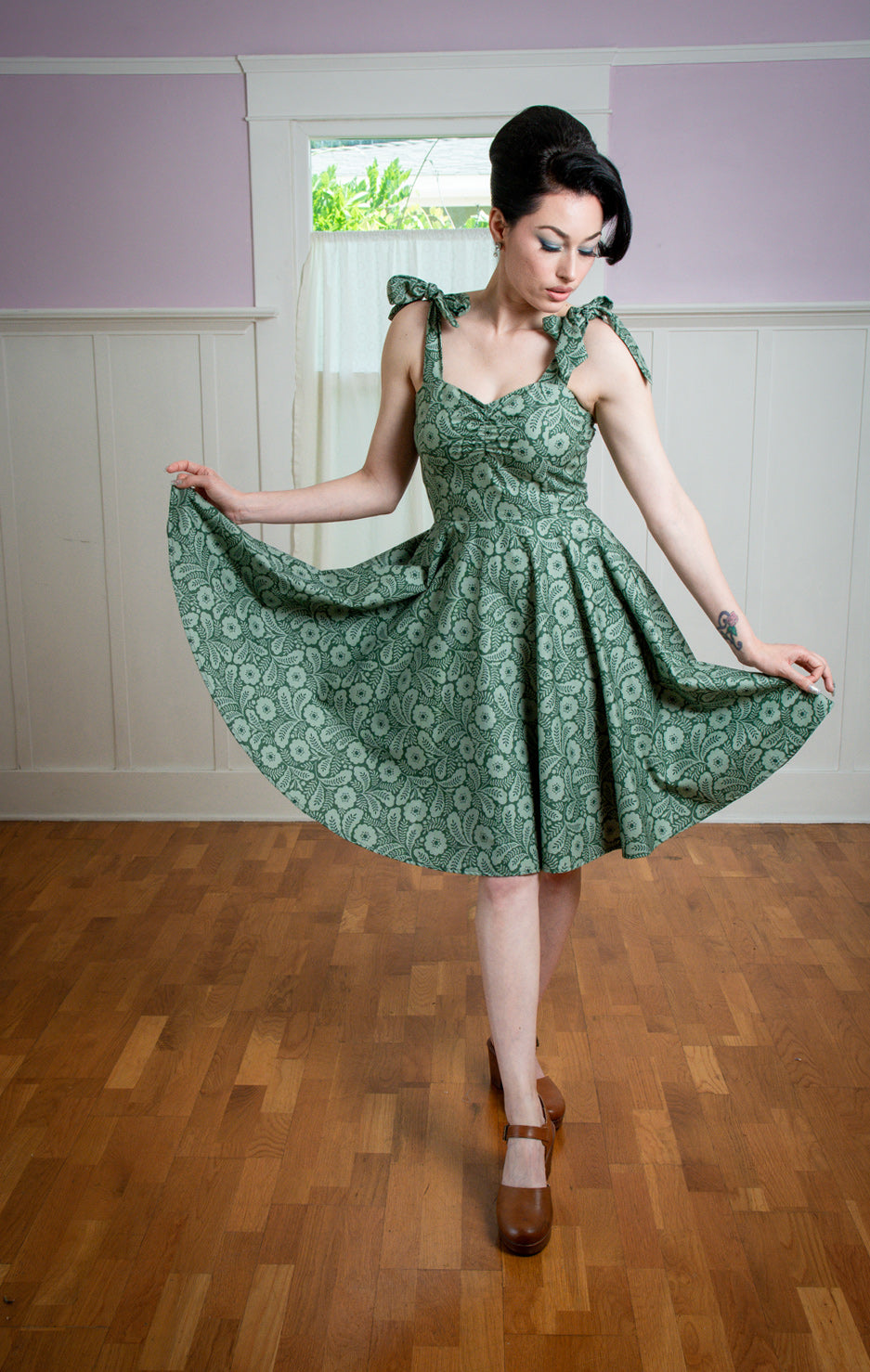 Sarah Swing Dress- Tonal Flower, Green *sale