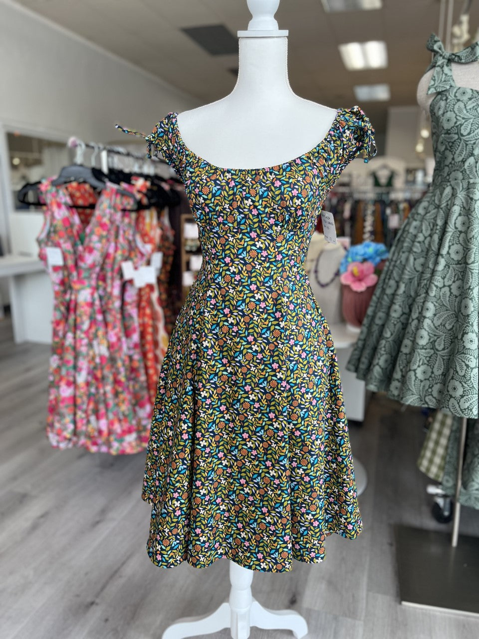 Hilda Dress - Tea Leaves