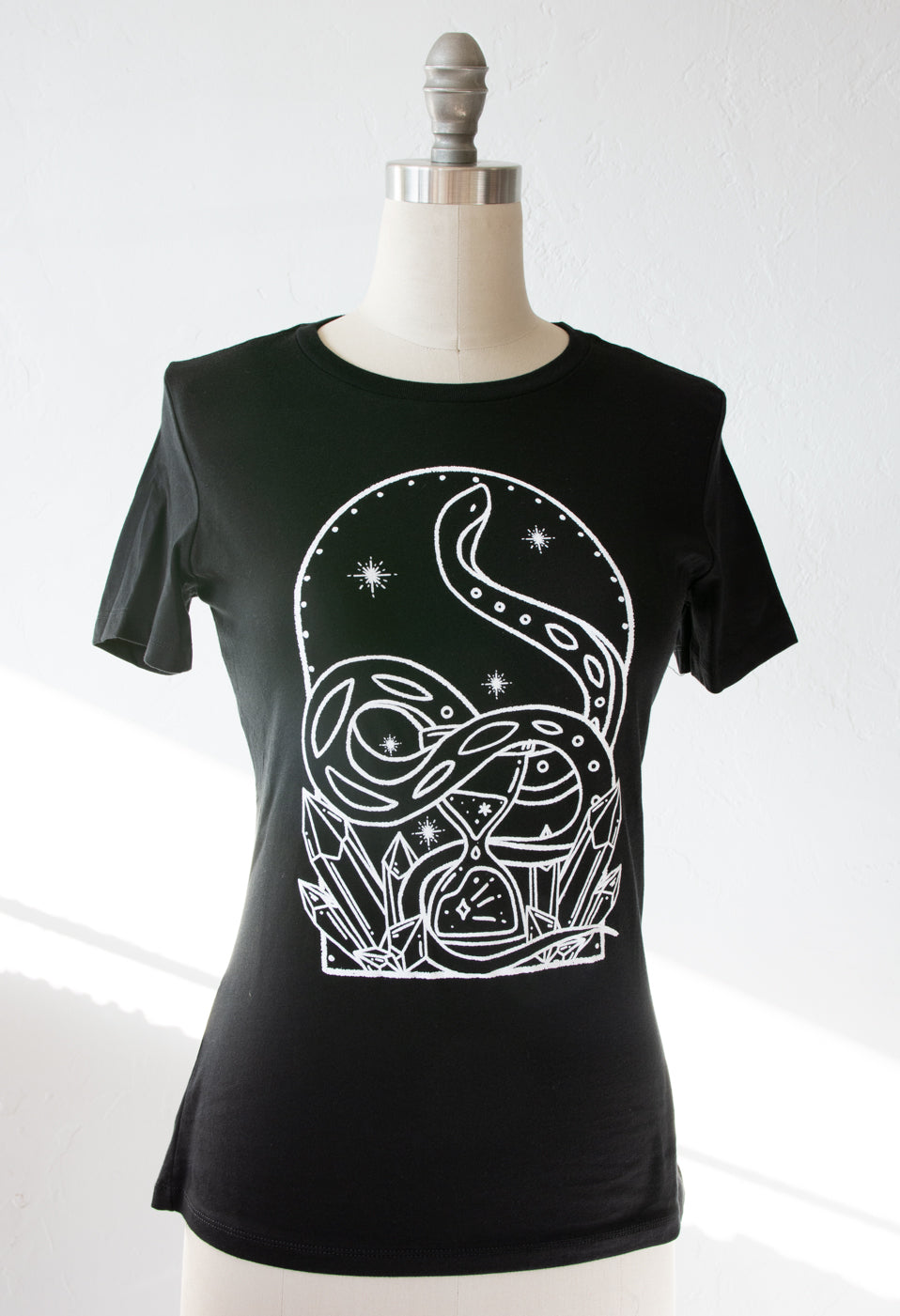 Graphic Tee- Serpent of Time, Black