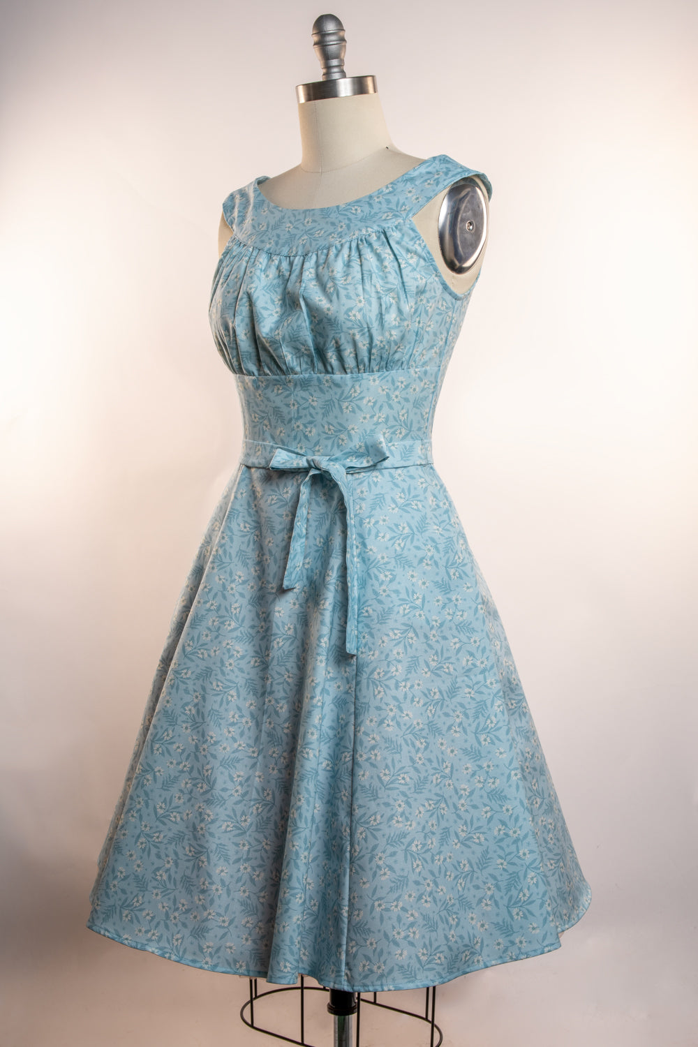 Amanda Dress - Pretty Little Flowers