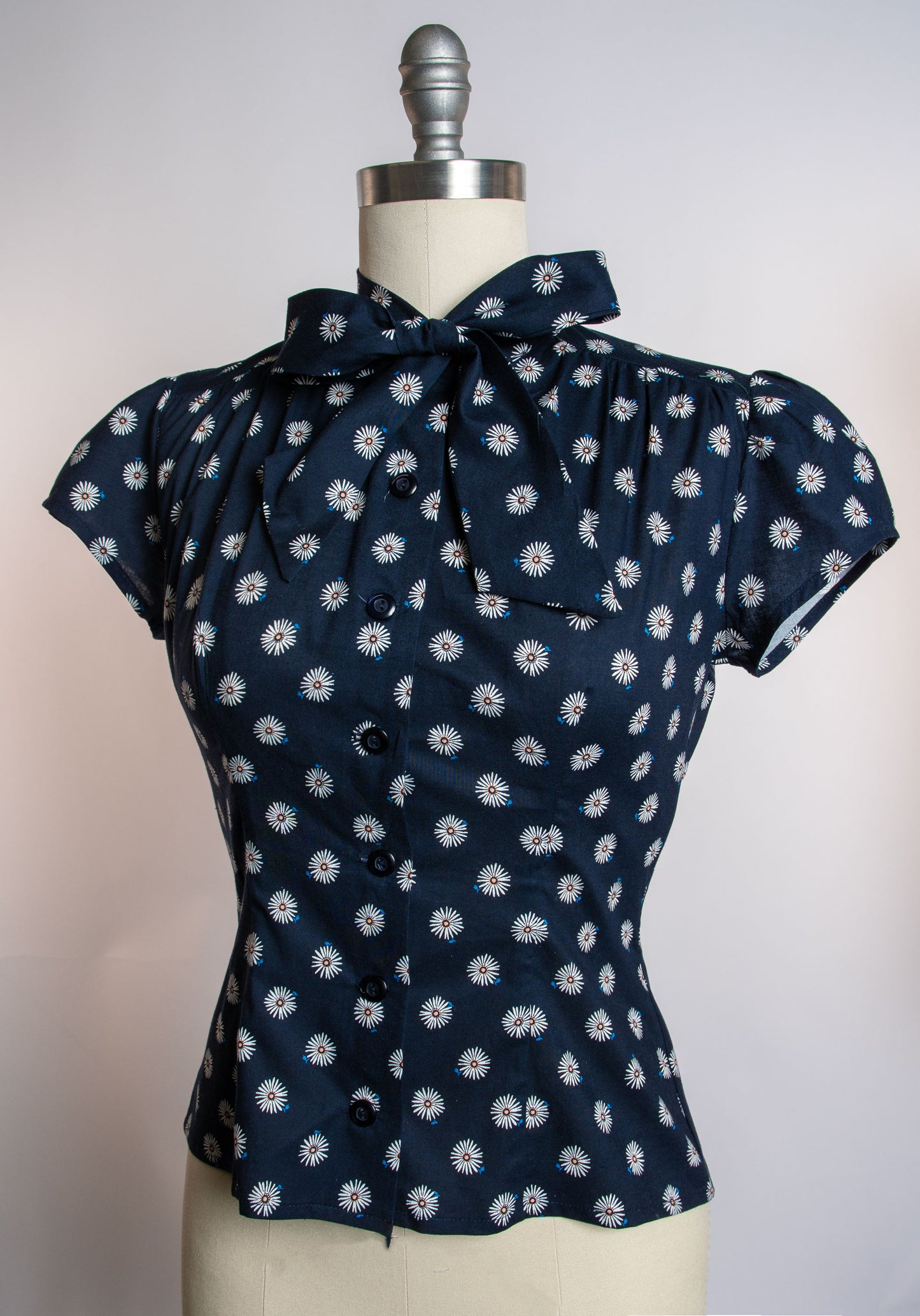 Estelle Blouse - Navy Daisy