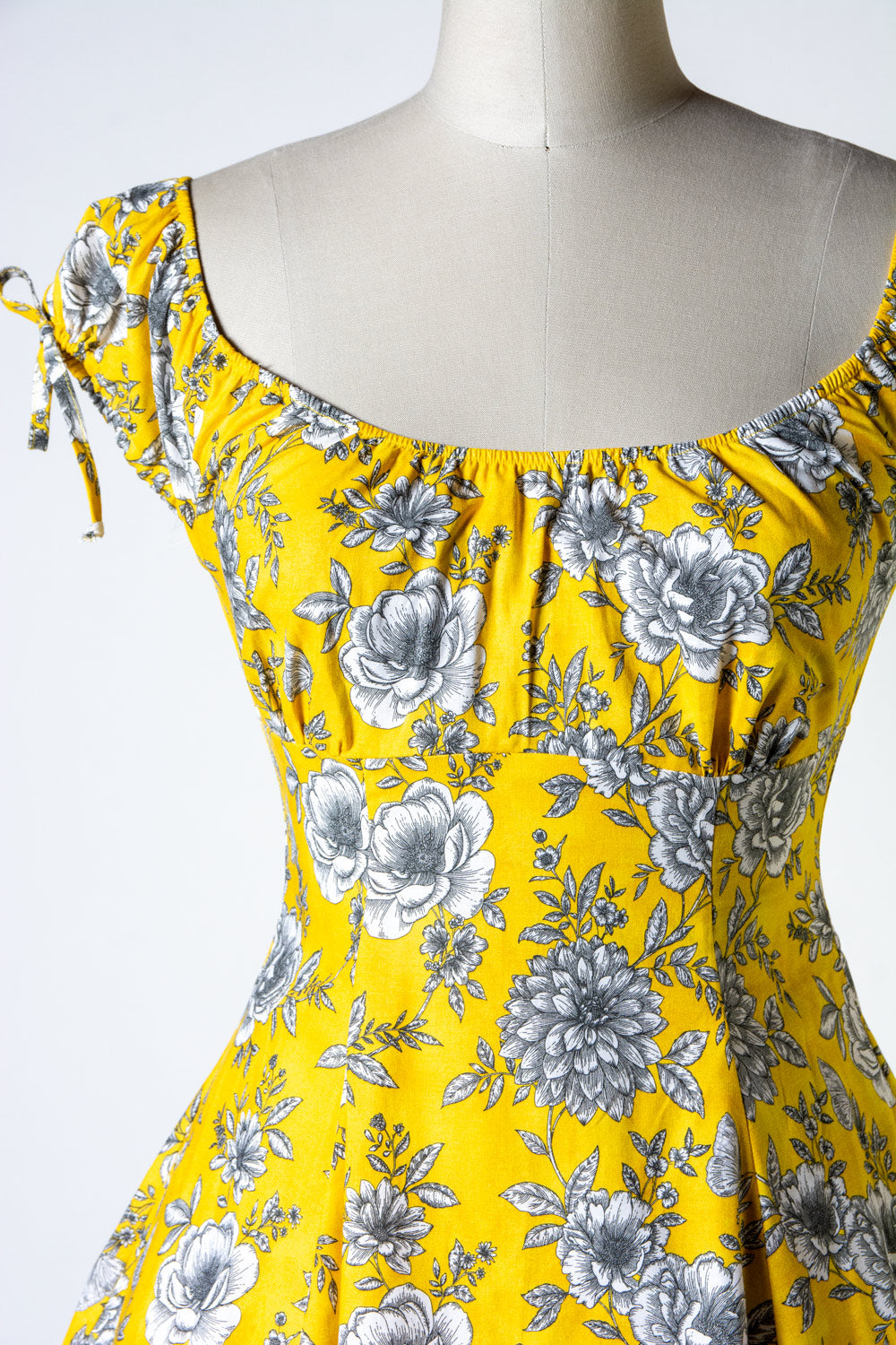 Hilda Dress - Yellow Rose