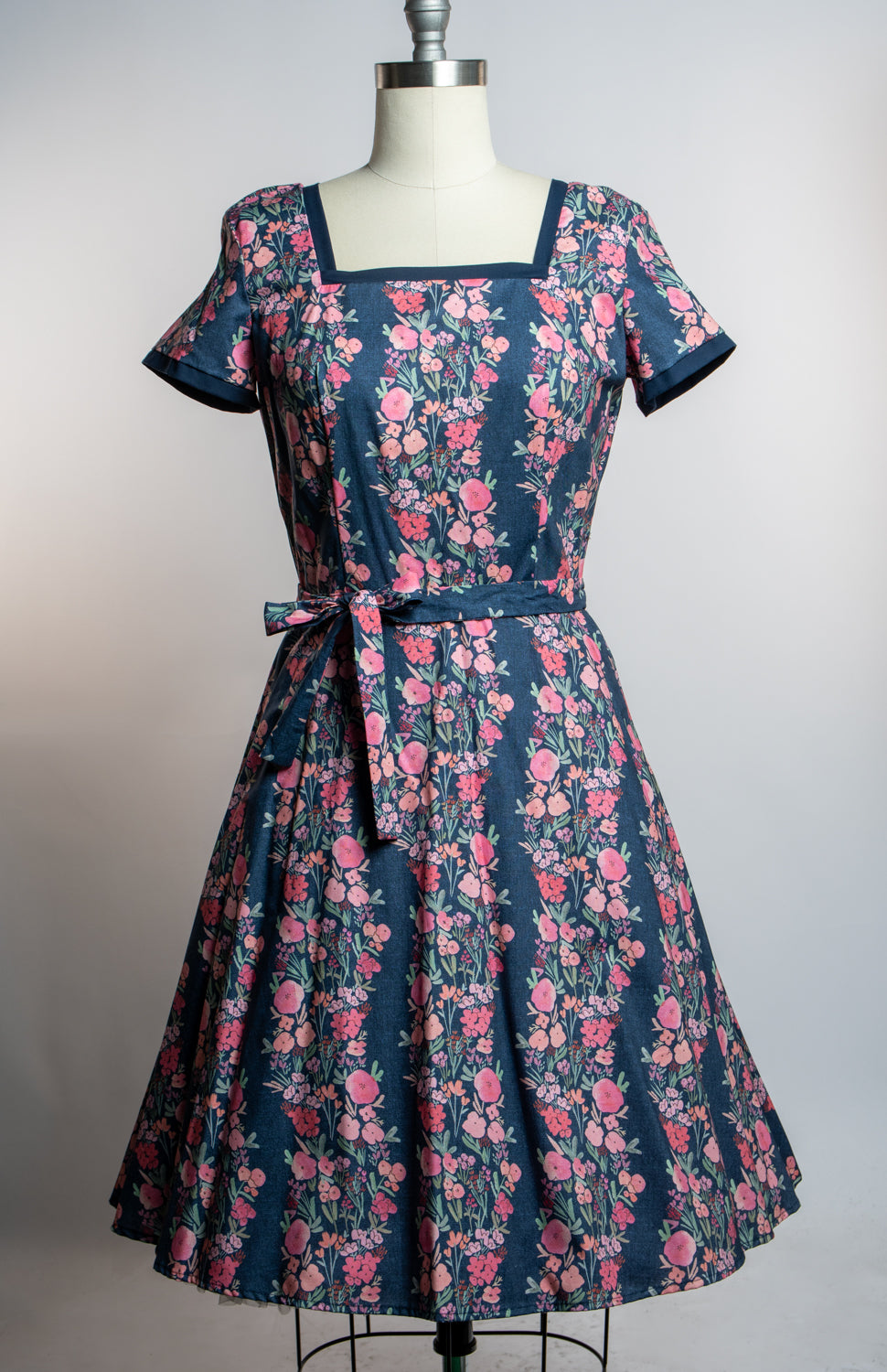 Ilene Dress - Navy Wallpaper (sample)*sale