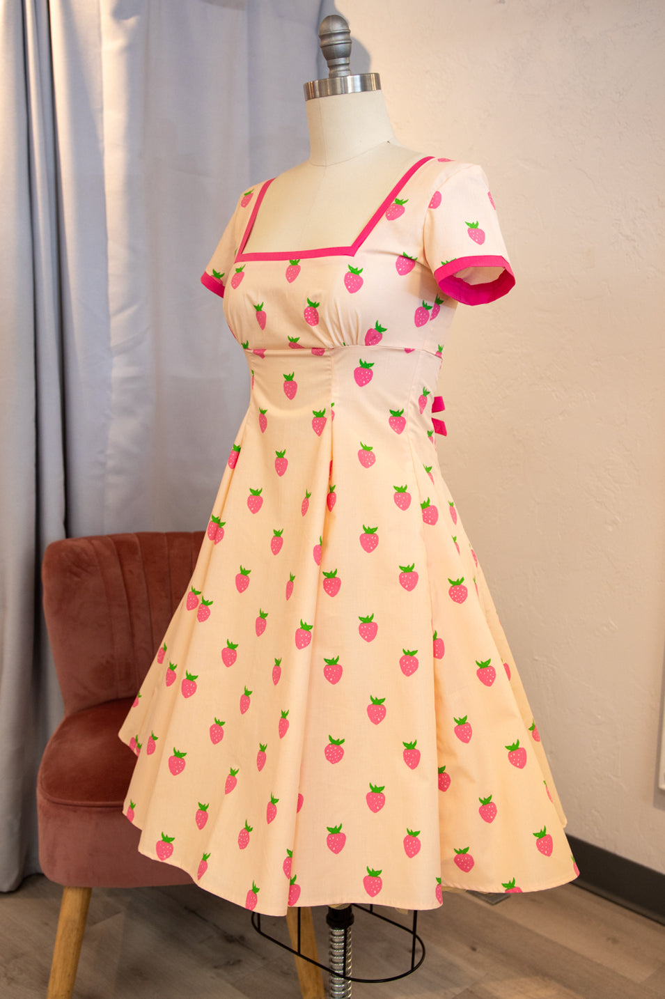 Irene Dress - Pink Strawberry