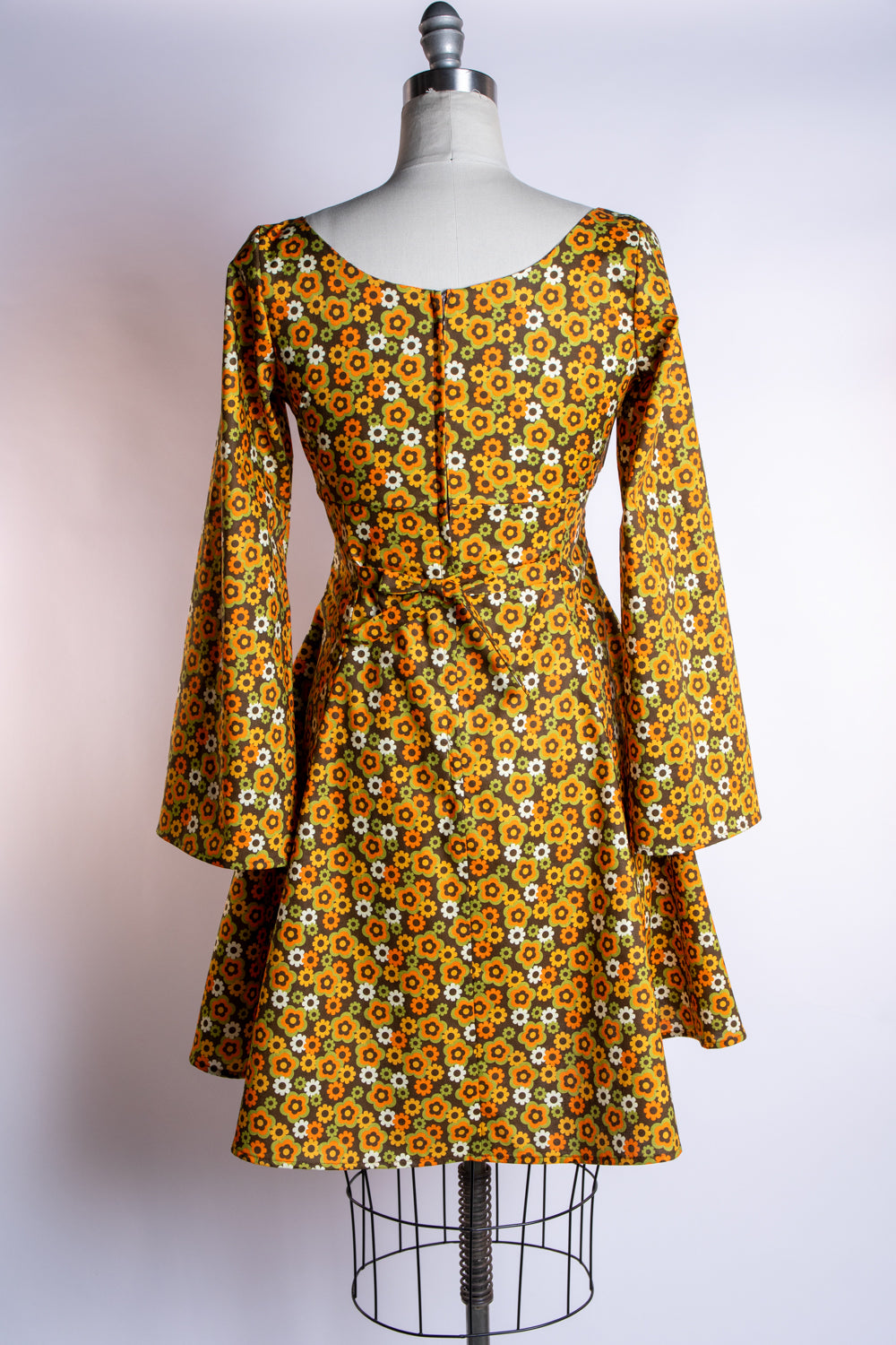Jenni Dress - Little Retro Daisy