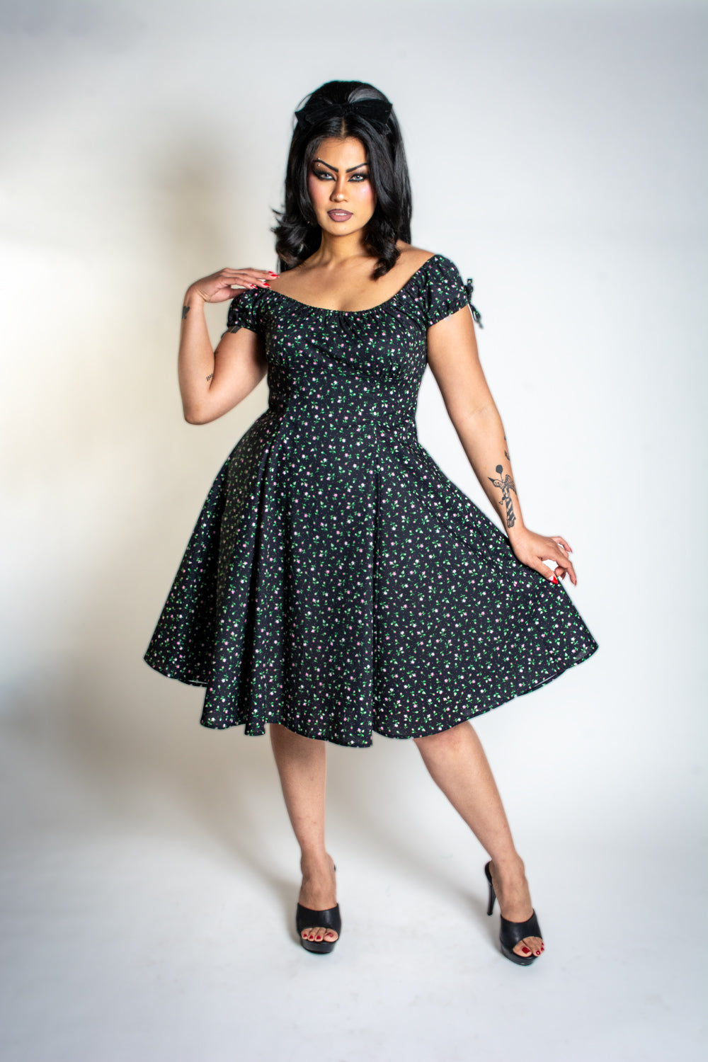 NWOT - HEART OF HAUTE Denim Strawberry 
