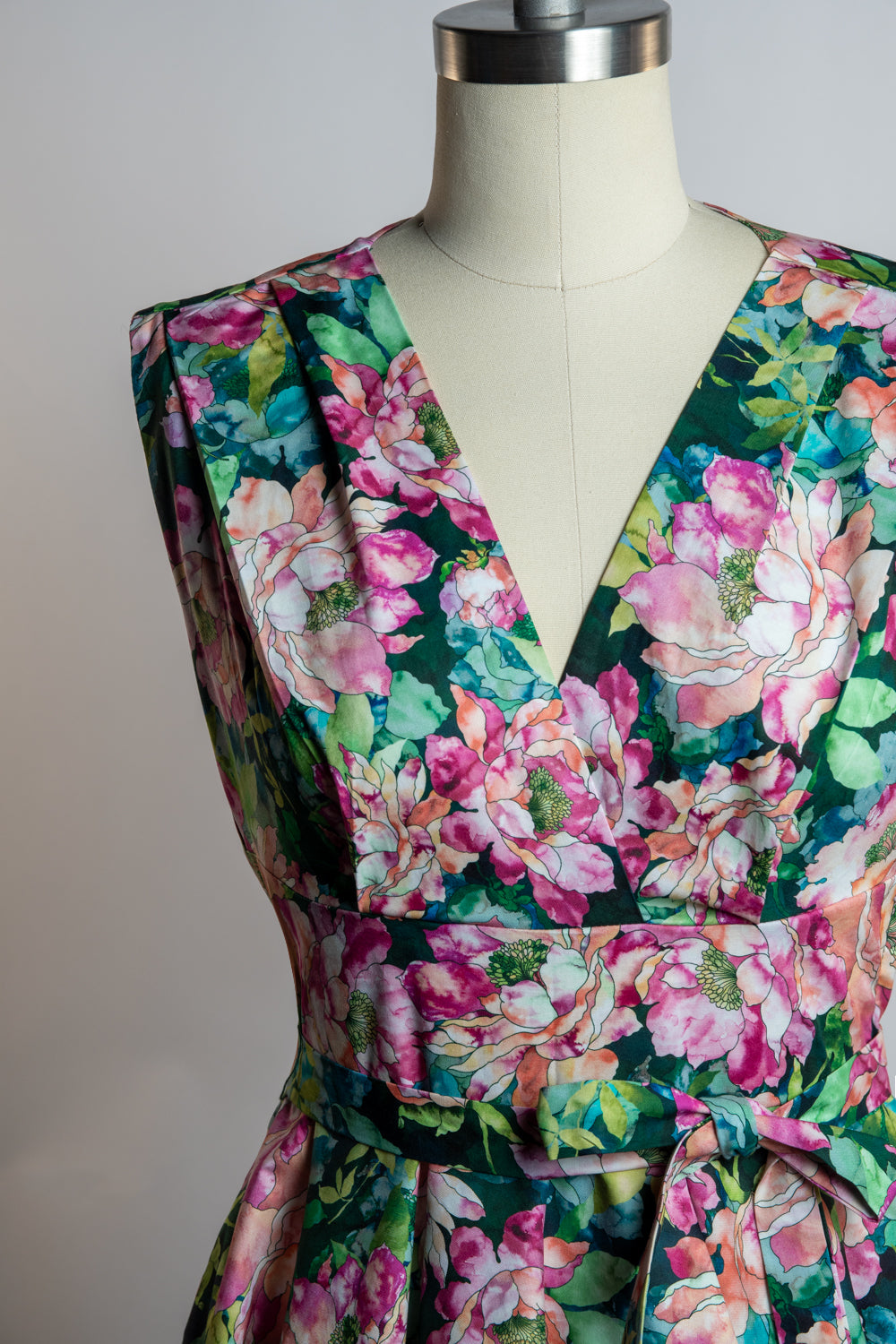 Milan Dress - Water Lily