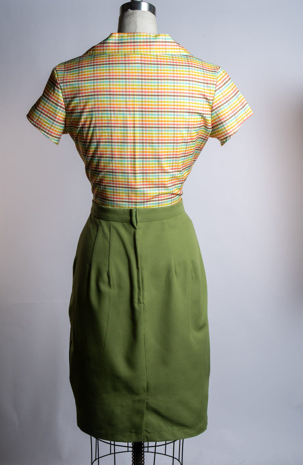 Made-To-Order: Basic Pencil Skirt- Canvas, Avocado - Heart of Haute