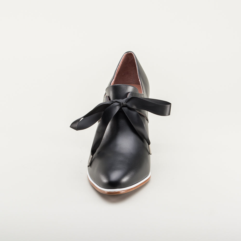 Pompadour 18th Century Leather Shoes (Black)