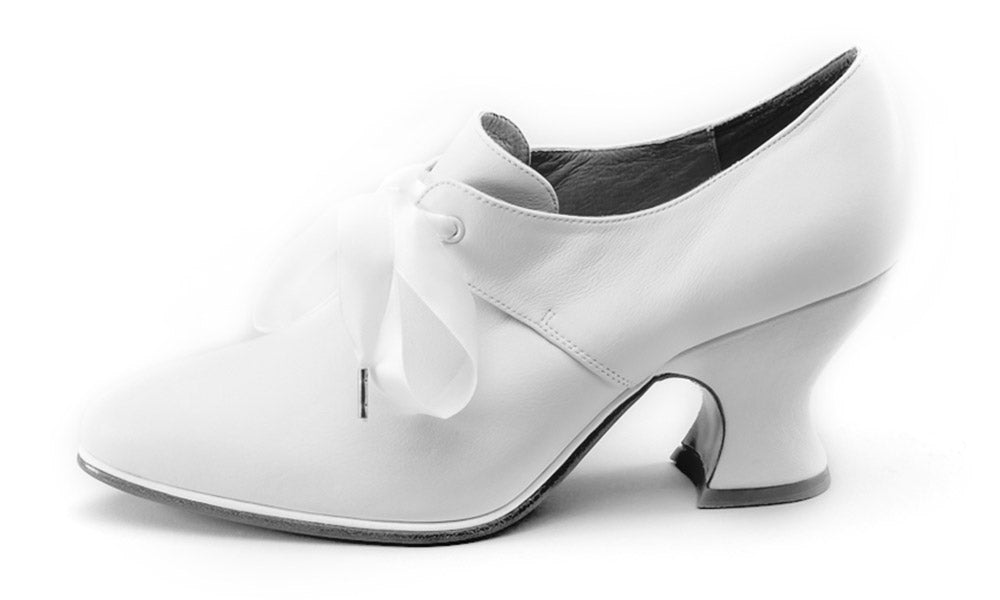 Pompadour 18th Century Leather Shoes (Ivory)