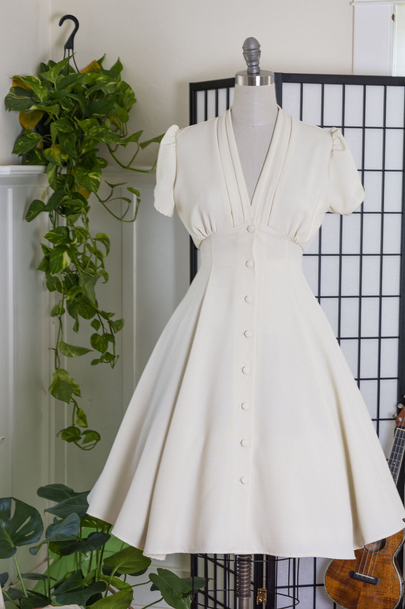 Manhattan Dress - Ivory - Heart of Haute